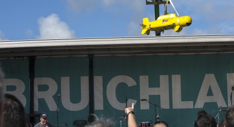 Bruichladdich-Yellow-Submarine