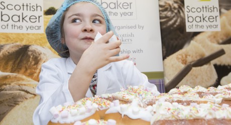 SWNS_SCOTTISH_BAKERS_01