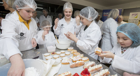 SWNS_SCOTTISH_BAKERS_03